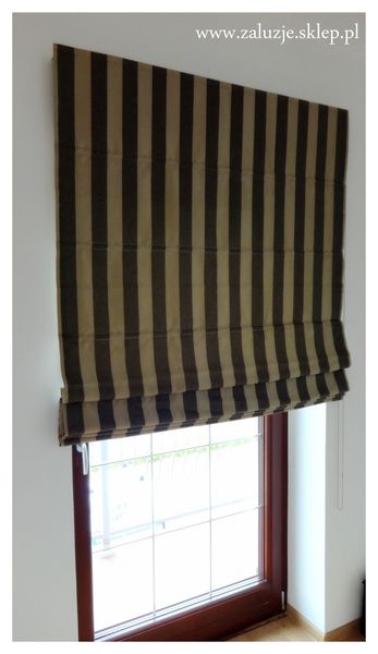 Roleta rzymska w pionowe pasy 