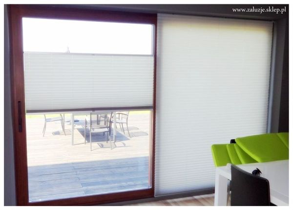 Plisy na dużych oknach tarasowych
