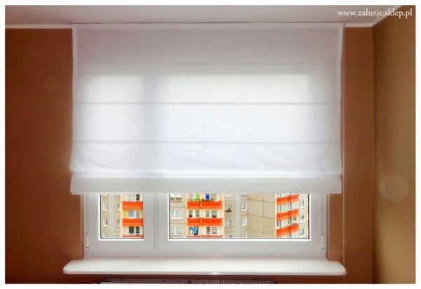 Roleta rzymska w białym kolorze 