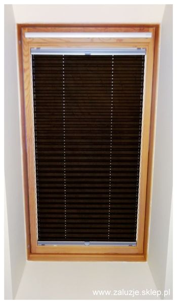 Plisa materiałowa do okna dachowego 