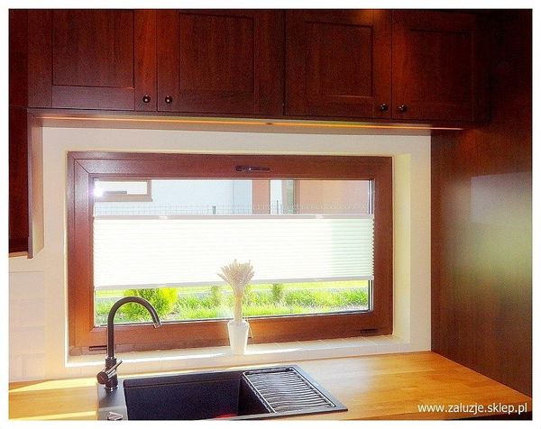 Plisa kuchenna biała