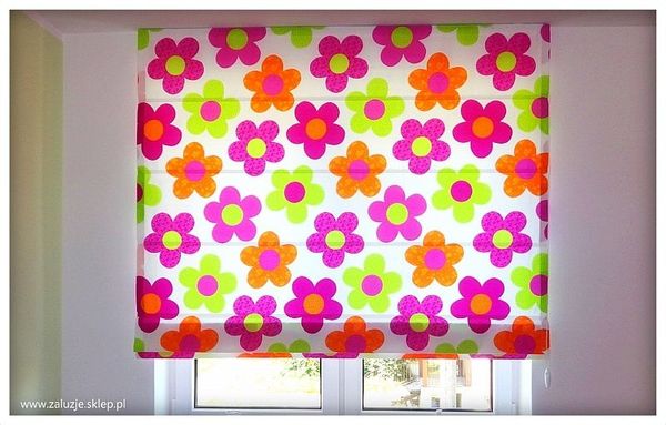 Kolorowa roleta do pokoju dziecka
