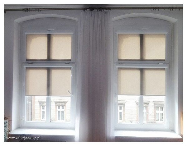 Jasne rolety materiałowe