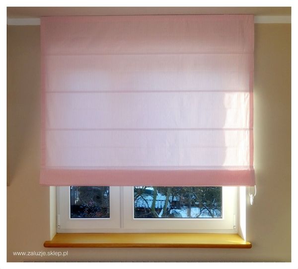 Różowa roleta rzymska z montażem na Śląsku - funkcjonalność i styl w jednym. Ręcznie wykonane z najwyższej jakości tkanin. Wybierz jakość!
