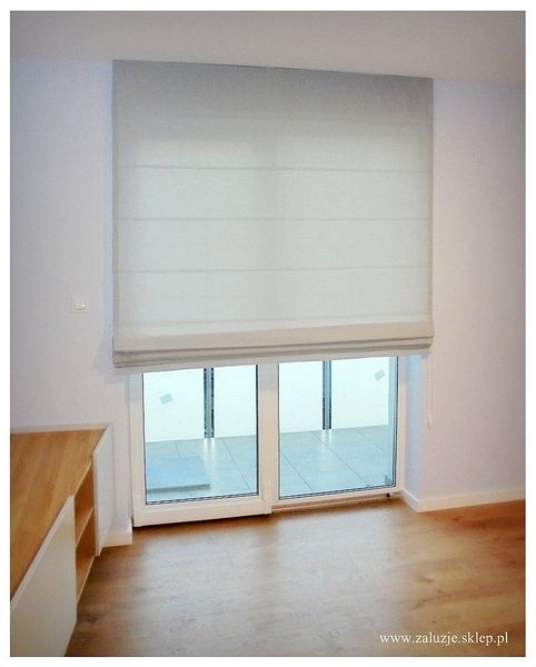 Roleta rzymska Akces - elegancja i funkcjonalność w jednym. Doskonałe dopasowanie do wnętrza.