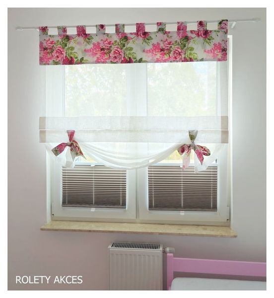 zasłony kwiatowe, plisy okienne, montaż plis, ROLETY AKCES, zasłony do pokoju dziecięcego