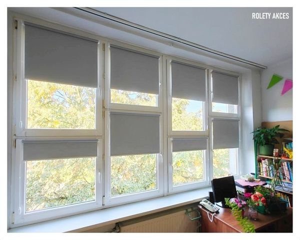 Indywidualna regulacja światła dzięki roletom bez kaset.